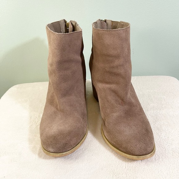Urban Outfitters Women's Tan Cow Suede Zip Up Stacked Heel Ankle Boots Size 9 - Picture 5 of 13